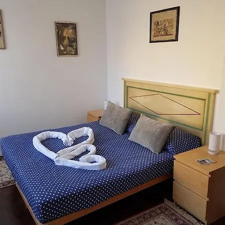 Lovery In Apartamento